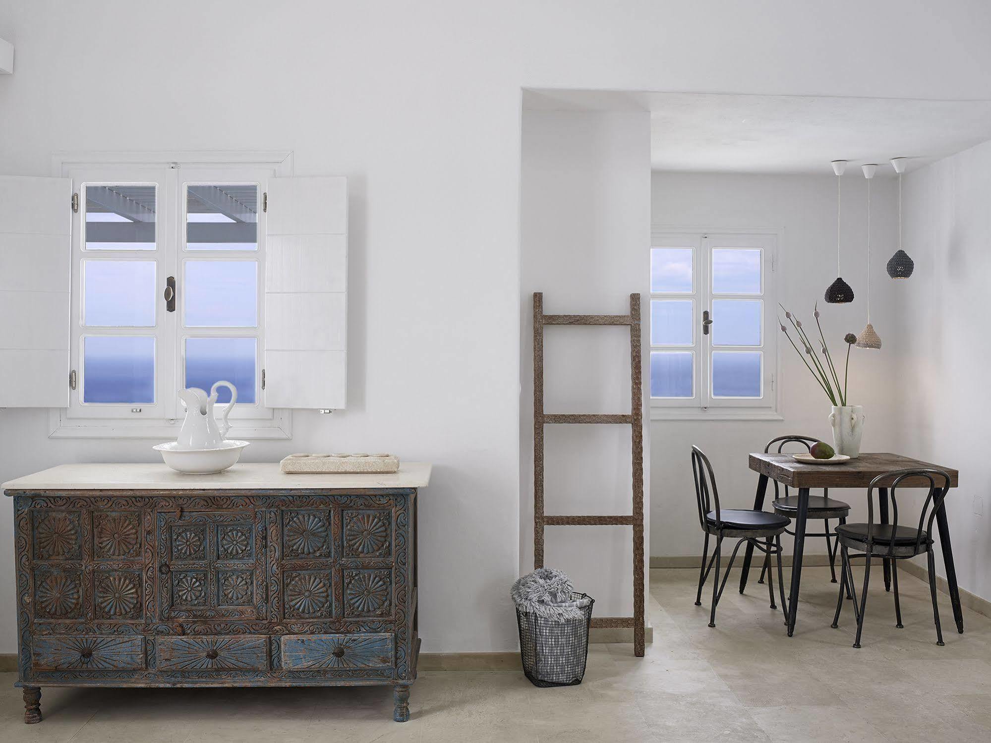 Mythique Villas & Suites Οία Εξωτερικό φωτογραφία